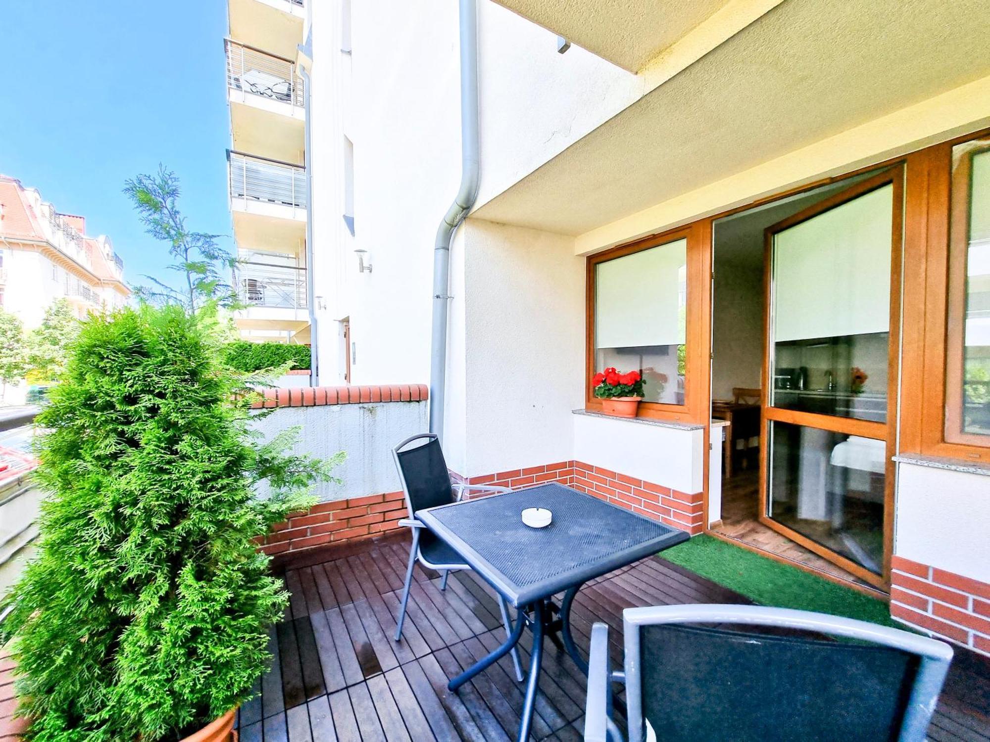 Visit Baltic - Mistral Apartment Swinoujscie Bagian luar foto